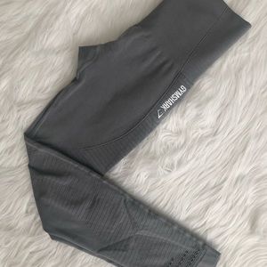 GYMSHARK GRAY SEAMLESS LEGGINGS